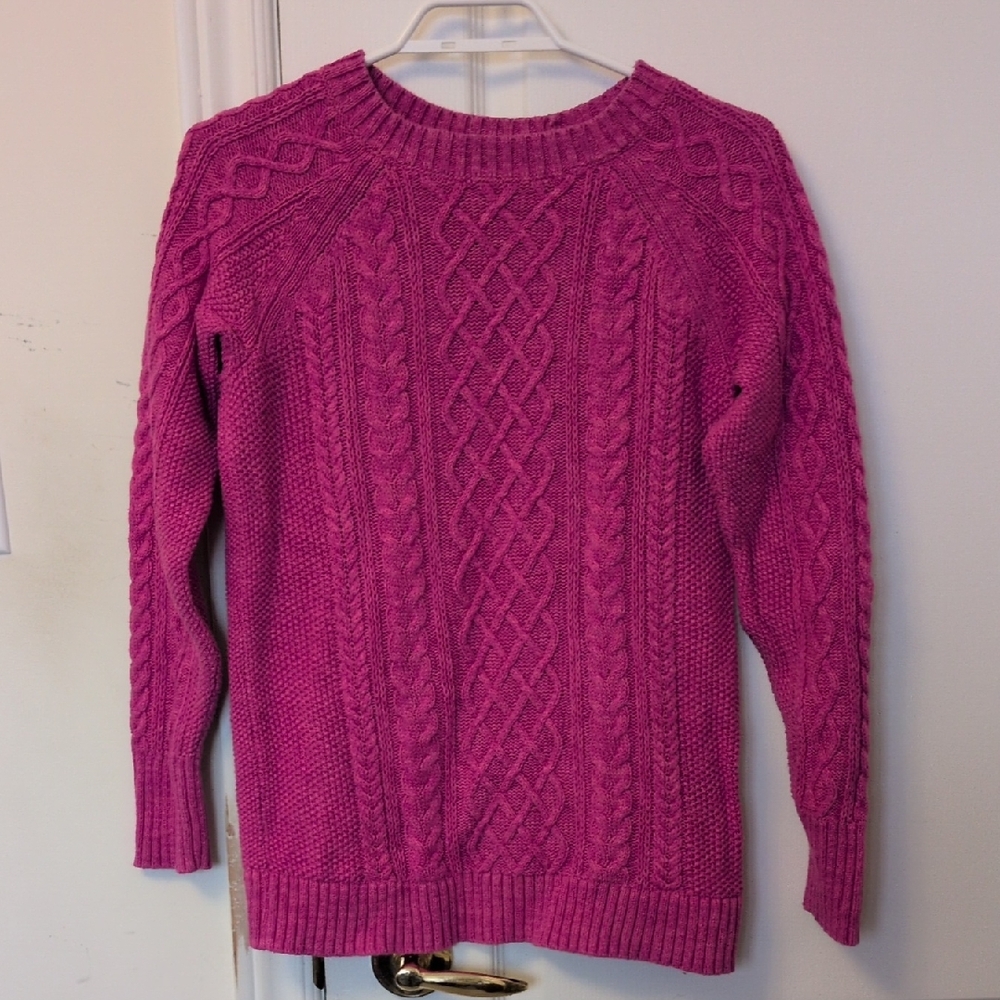 GAP Women's Fuchsia Cable Knit Sweater